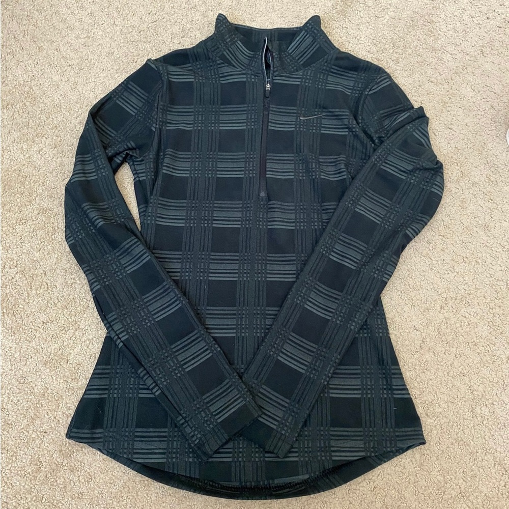Nike Pro half-zip Like New